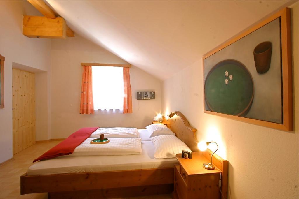 Nikolsdorf Spiele- Und Buchhotel Tschitscher חדר תמונה